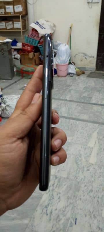 one plus 11r 5g 10by10 all ok 12+12gb ram 4