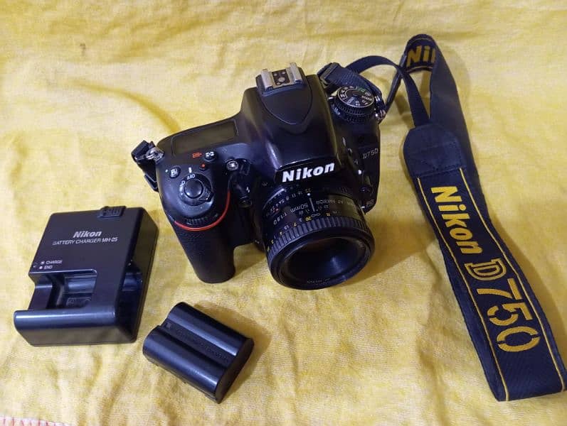 nikon 750. o3o66o64669 1