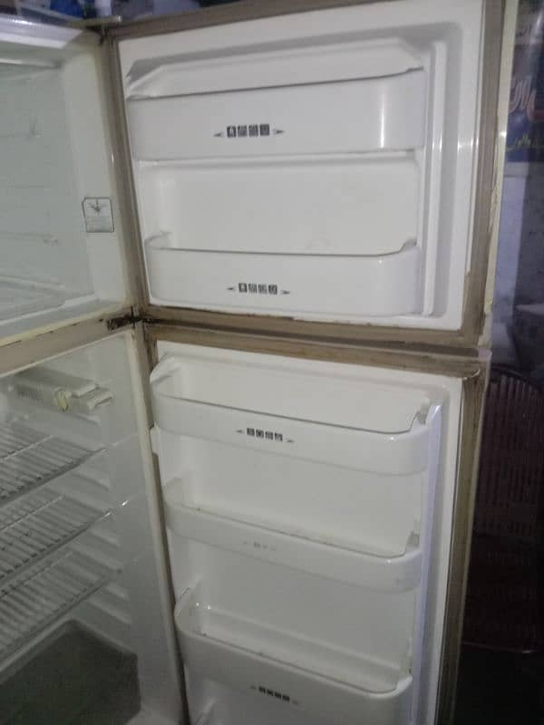 Dawlance fridge inverter 3