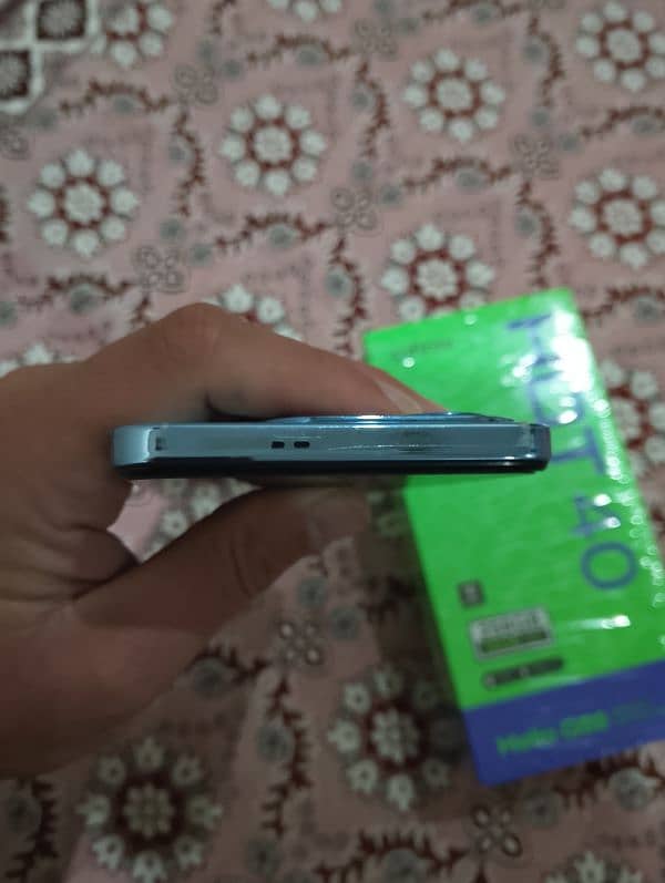 infinix hot 40 8+8/256Gb Full box in waranty 7