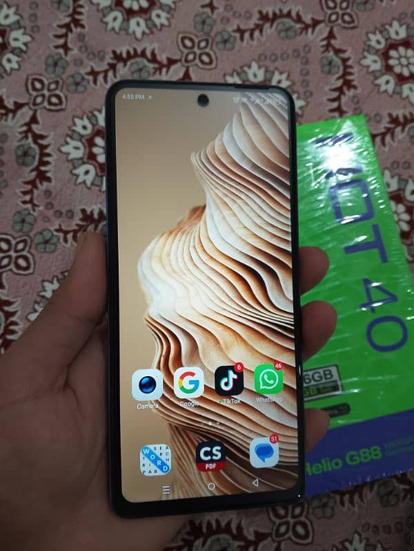 infinix hot 40 8+8/256Gb Full box in waranty 8