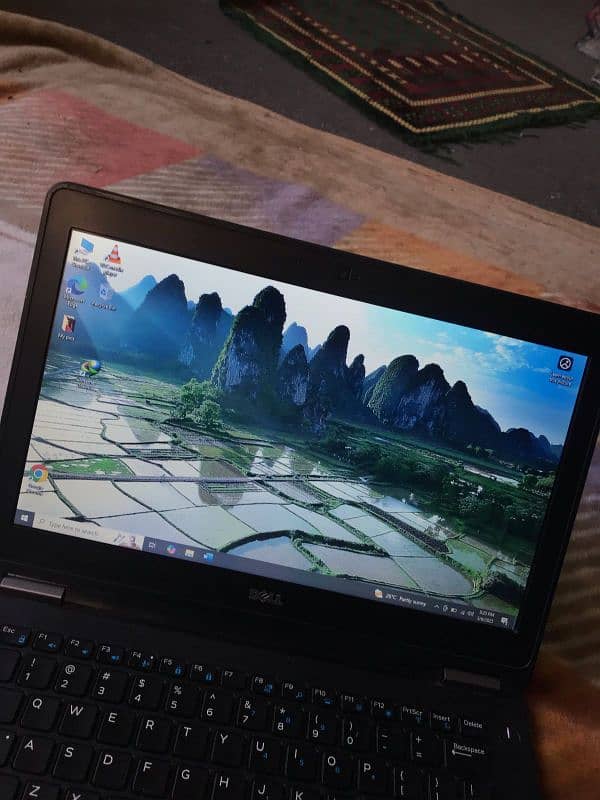 Dell ultra book i5 6th generation 5