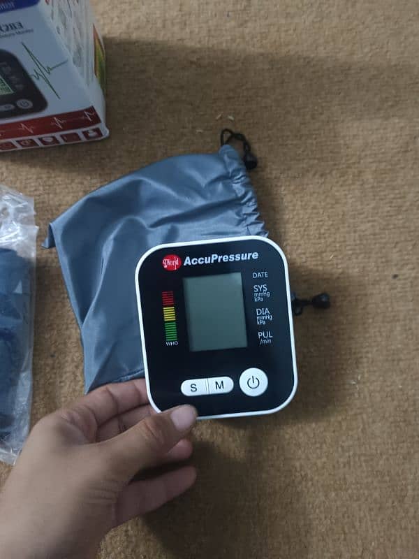 BLOOD PRESSURE MONITOR 4