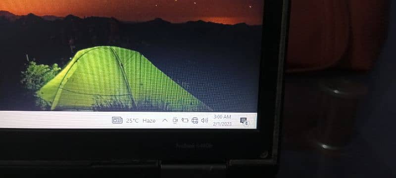 HP laptop prebook 6460b ok condition hai bilkul bas bettry change hogi 3