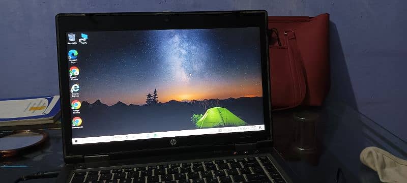 HP laptop prebook 6460b ok condition hai bilkul bas bettry change hogi 5