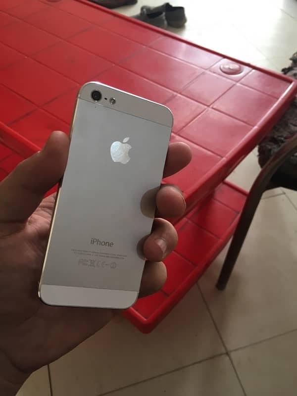 iPhone 5 16 gb 2