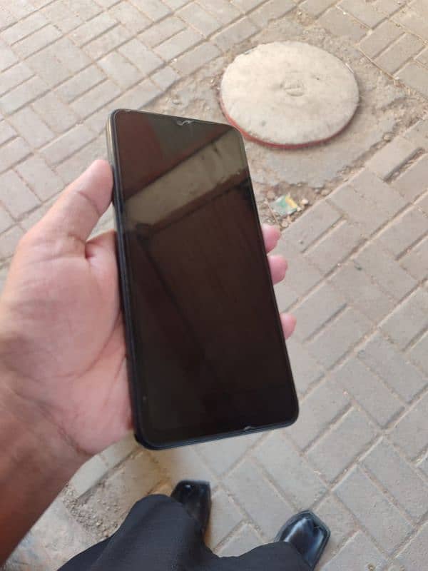 Redmi 13c 6 128 10 by 10 condition demand 28,000 with box 1