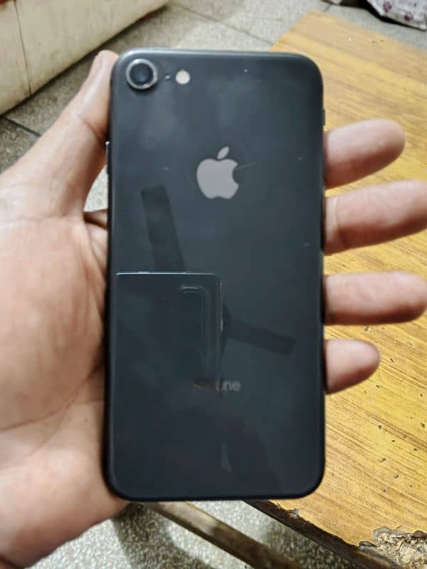 Non PTA Iphone 8 in good condition 2