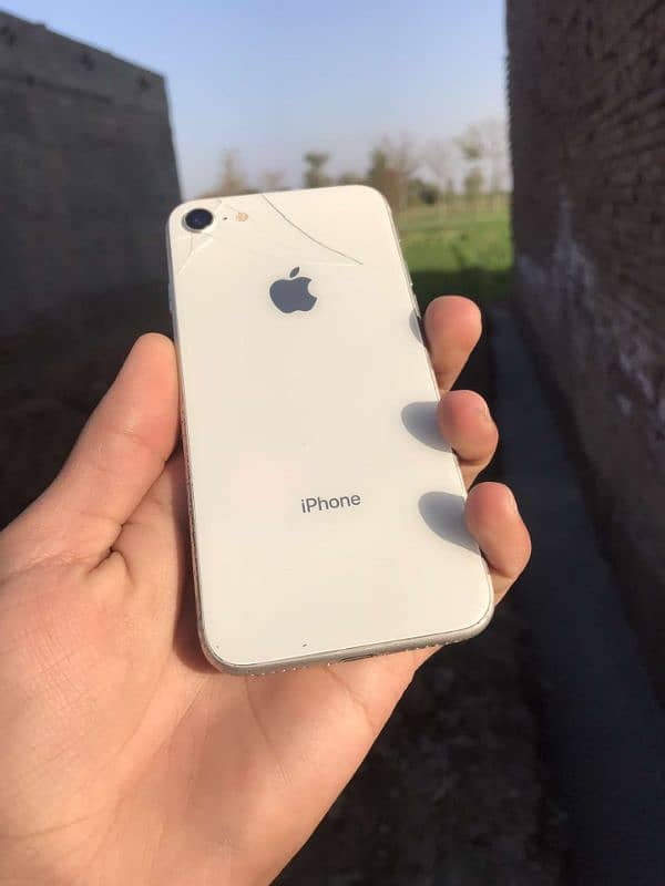 IPhone 8 64Gb factory unlock 1