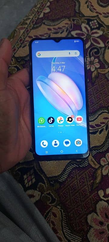 vivo y20s 4/128 2