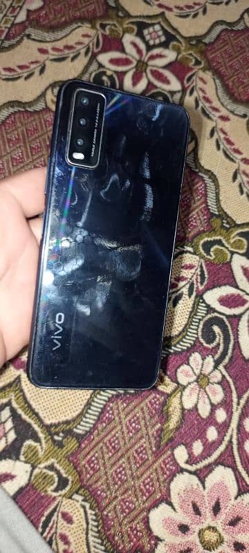 vivo y20s 4/128 3