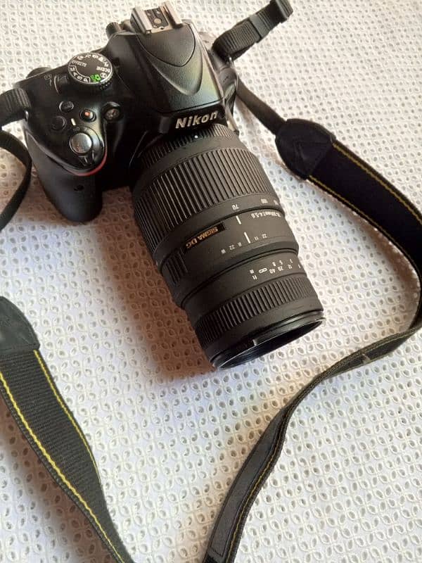 Nikon D5100 perfect condition 70-300mm 11