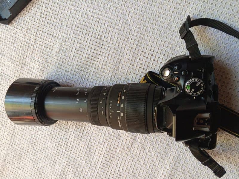 Nikon D5100 perfect condition 70-300mm 12