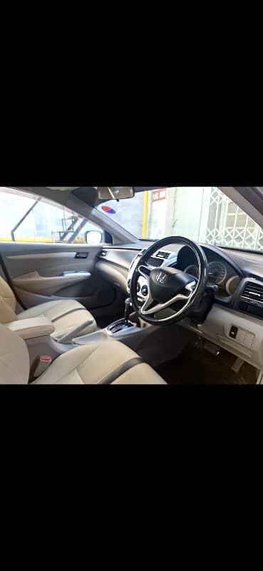 Honda City Aspire 1.5 prosmatec 2014 14