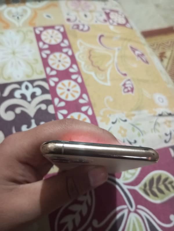 Iphone 11 pro official dual Pta proved 4