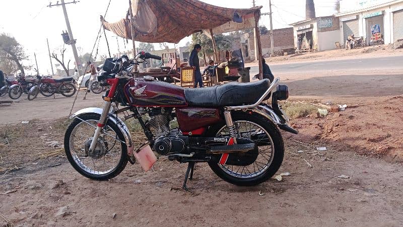 Honda 125 -2017 Model Sargodha Number 3