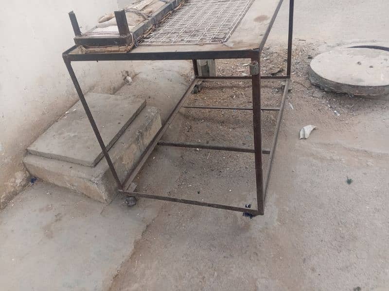 Table , pathara , for sell 0