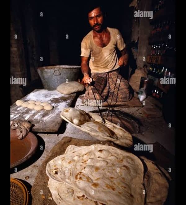 Roti tandoor worker needed 1