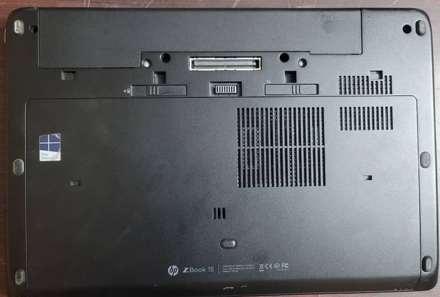 HP ZBook 15 G2 256 G. B / 16 G. B 8