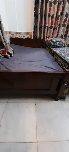 Single Bed Wooden 4x6