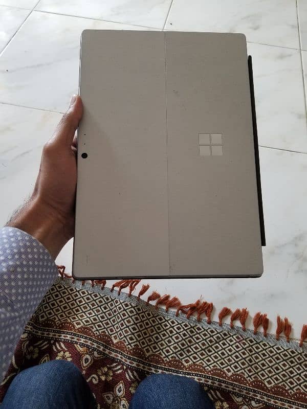 surface pro 6 1