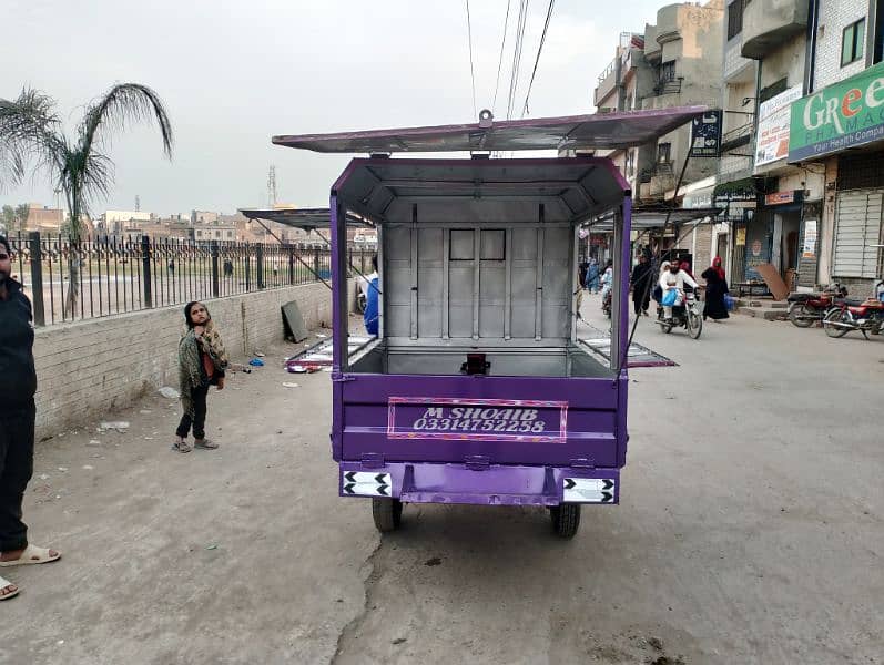 Loader and card Rickshaw for Sale 1