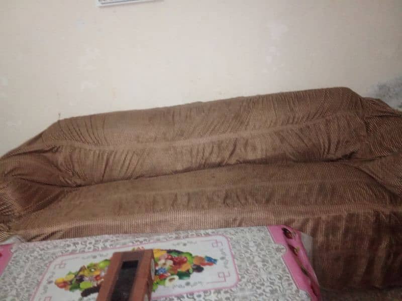 3 seater sofa 1.2. 3 2