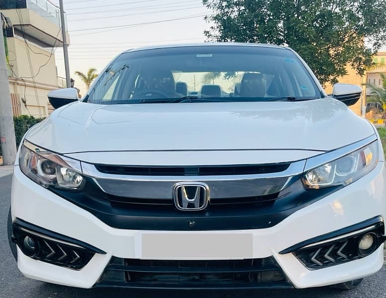 Honda Civic Oriel 2017 0