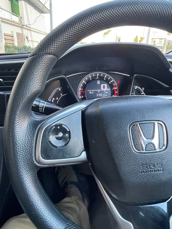 Honda Civic Oriel 2017 3