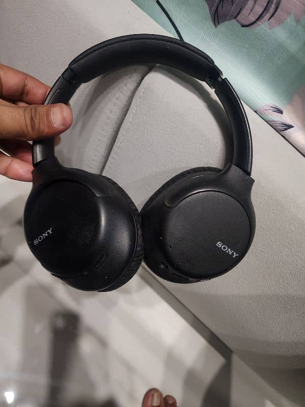 sony headphone 0