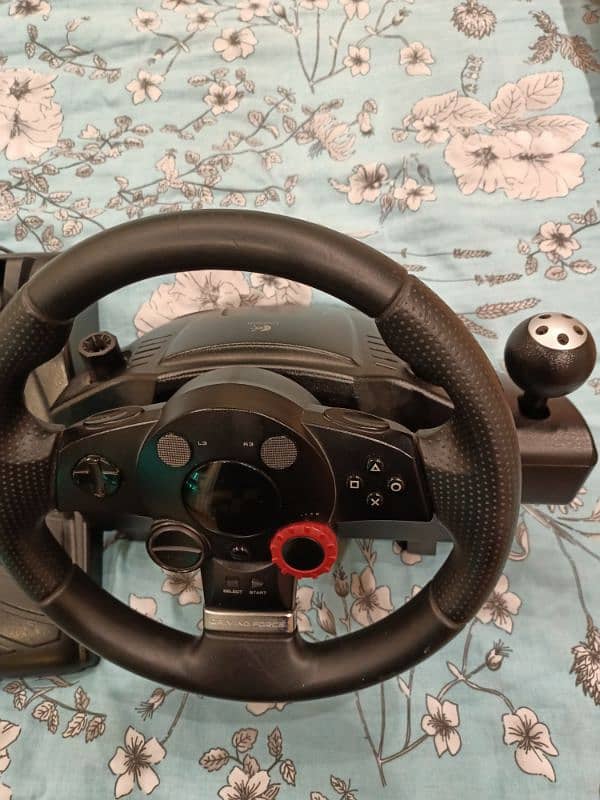 Logitech steering wheel 2