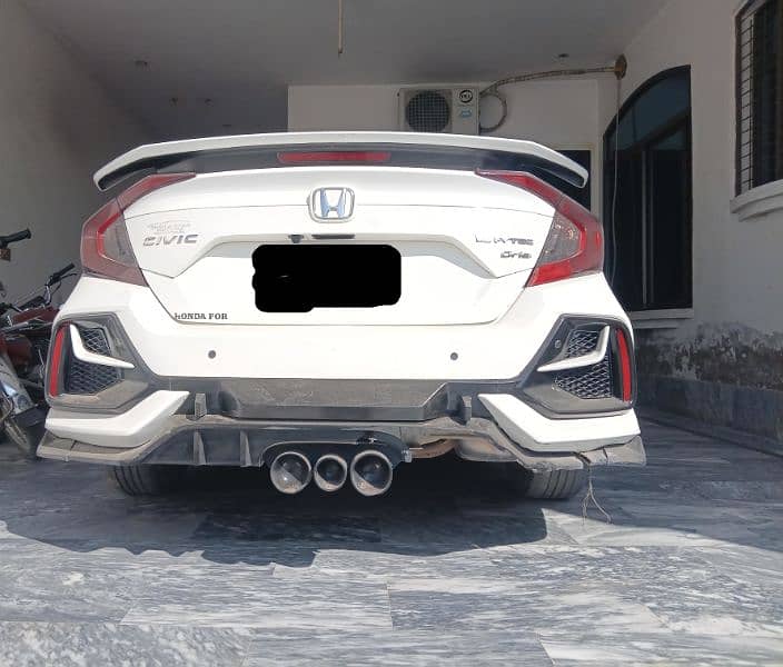 Bumpers, body kit & spoiler 12