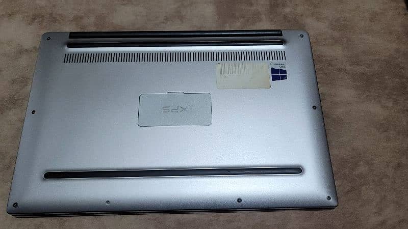 Dell XPS 9360 4