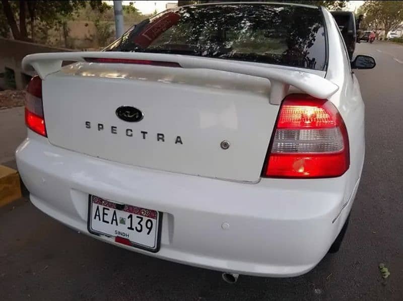 KIA Spectra 2002 8