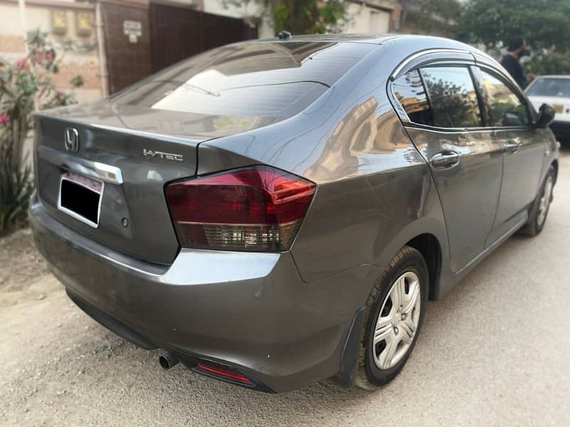 Honda City IVTEC 2010 M/T Extra Ordinary Condition. 5