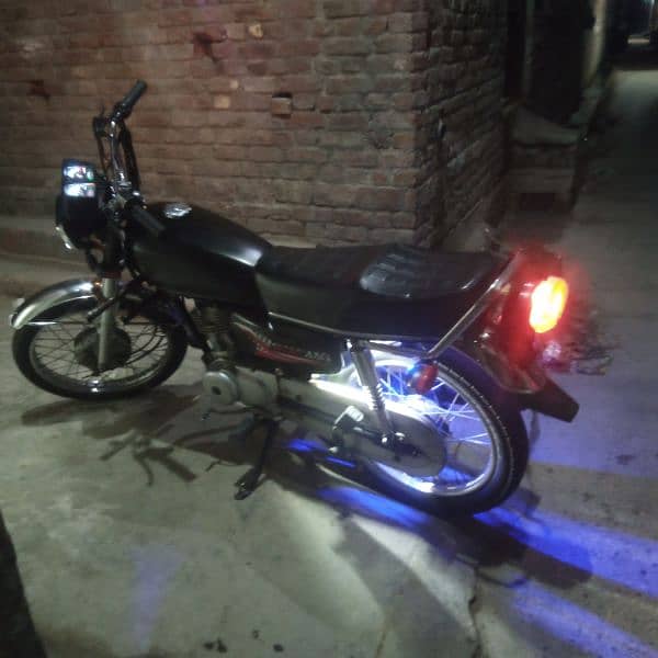 Honda 125 model 2017 3