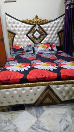 bed set without metress with 2 side table with dressing