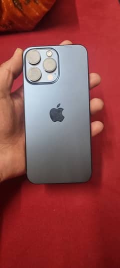 I phone 15 pro max dual e sim