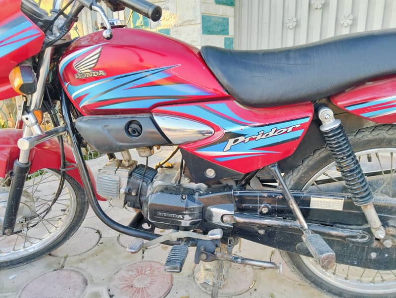 Honda Pridor - 100 2