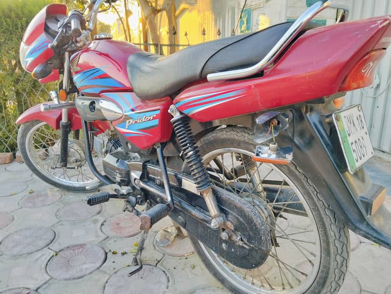 Honda Pridor - 100 4