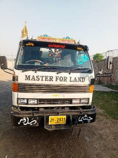 master 3300 oil tanker 5000 litre gadi total original