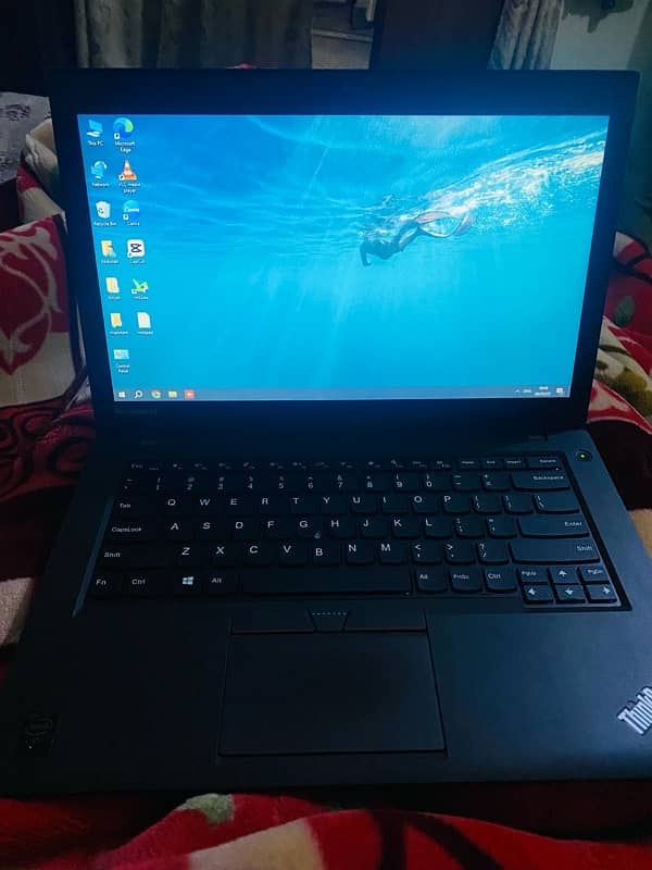 lenovo thinkpad i5 5th gen 10/10 condition 6