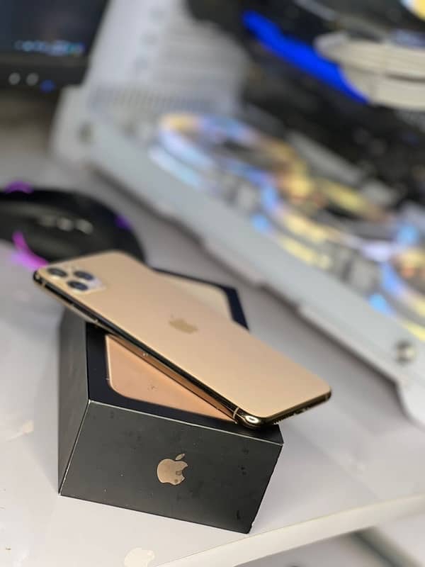 iphone 11 Pro Max Dual Physical Pta Approved 13