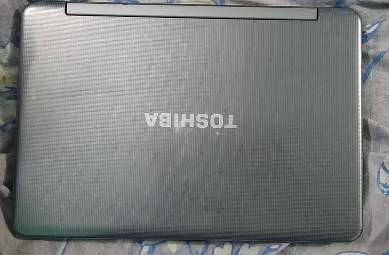 Toshiba Core i3 5th Generation 0