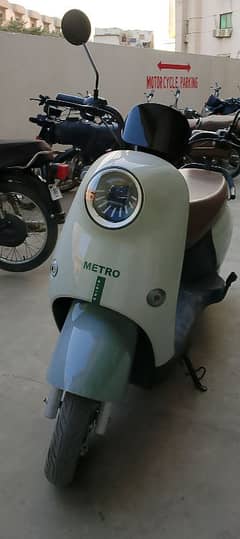 Metro T9 scooter