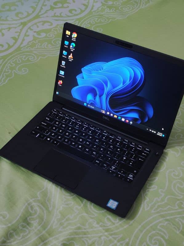 Dell latitude 7300 1