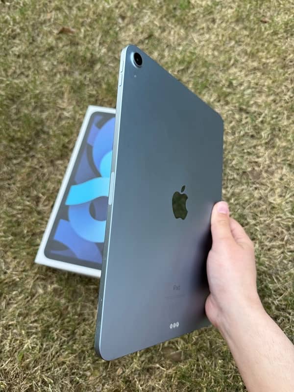 IPAD AIR GEN4 7