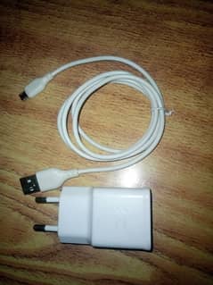 charger 700 and cable 150 original