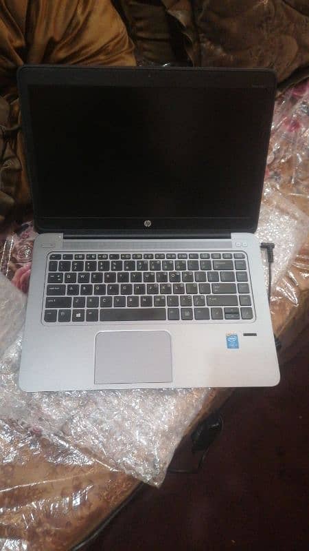 Elitebook 1040 G2  i7 5th 4 GB Ram 256GB SSD 1080 14 Inches FHD Screen 1