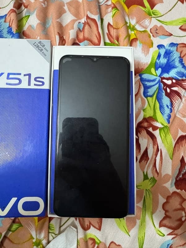 Vivo Y51s 5